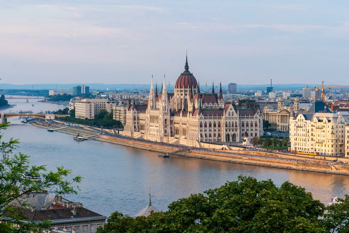 Hungarian Guest Investor Program