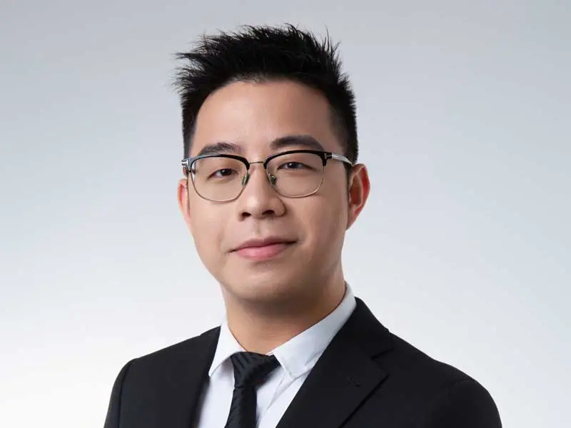 Eric He